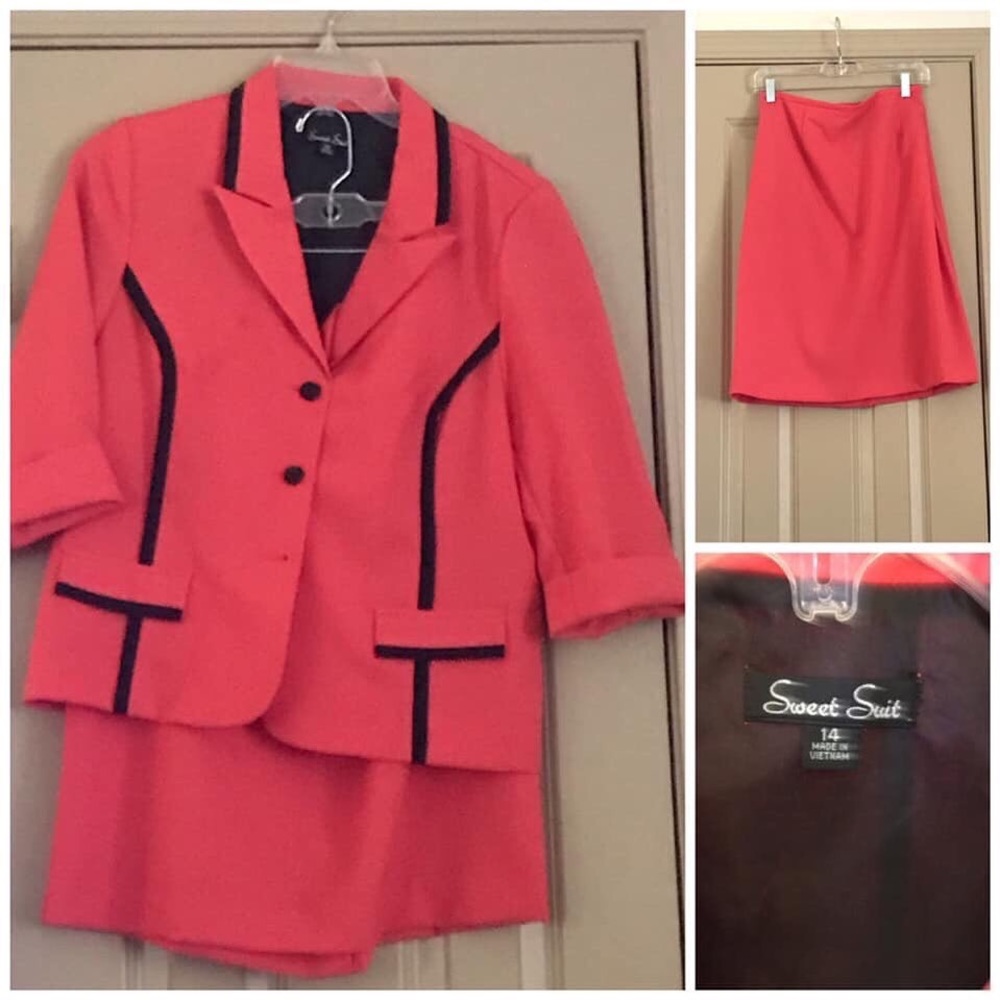 Ladies 2-piece Skirt Suit Size 14